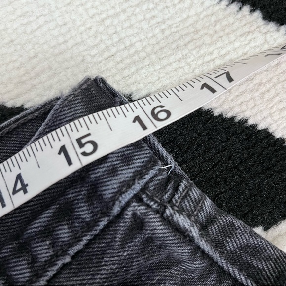 Levi’s 501 Button Fly Denim Jeans Washed Black Size 30 - Picture 5 of 8